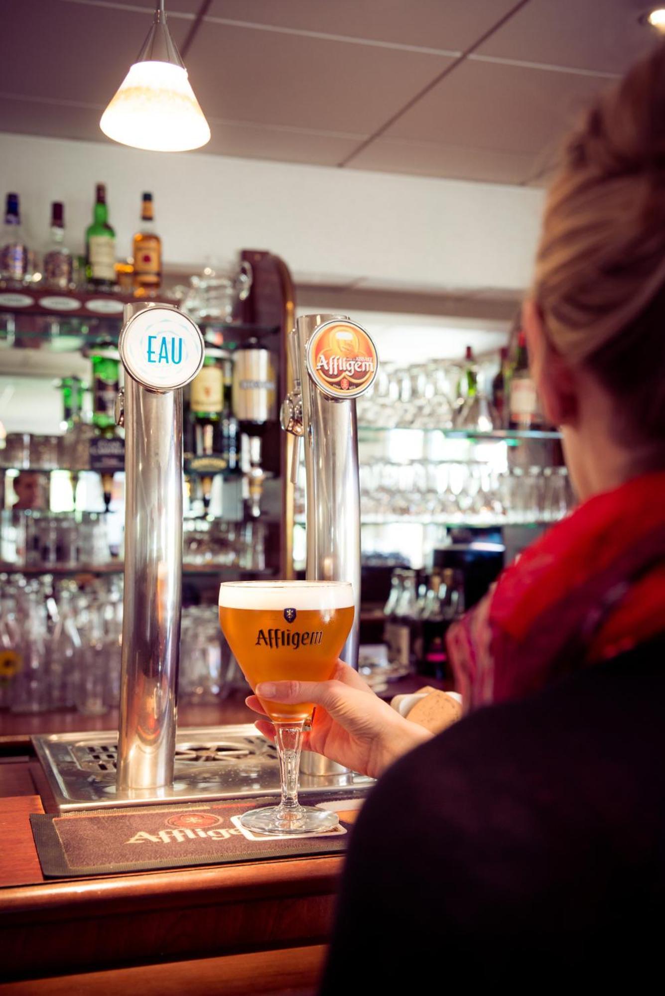 Brit Hotel Le Kerann Nantes St Herblain - Zac De La Lorie サン・テルブラン エクステリア 写真